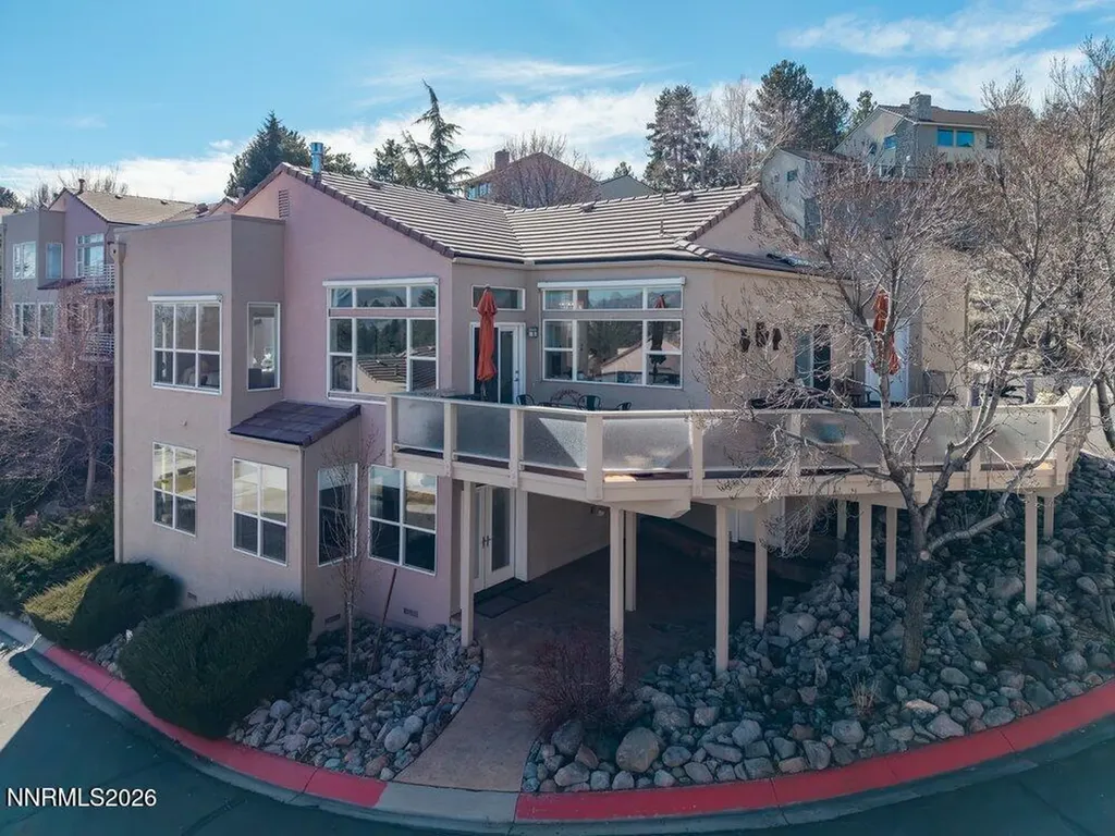 2556 Edgerock Reno NV 89519