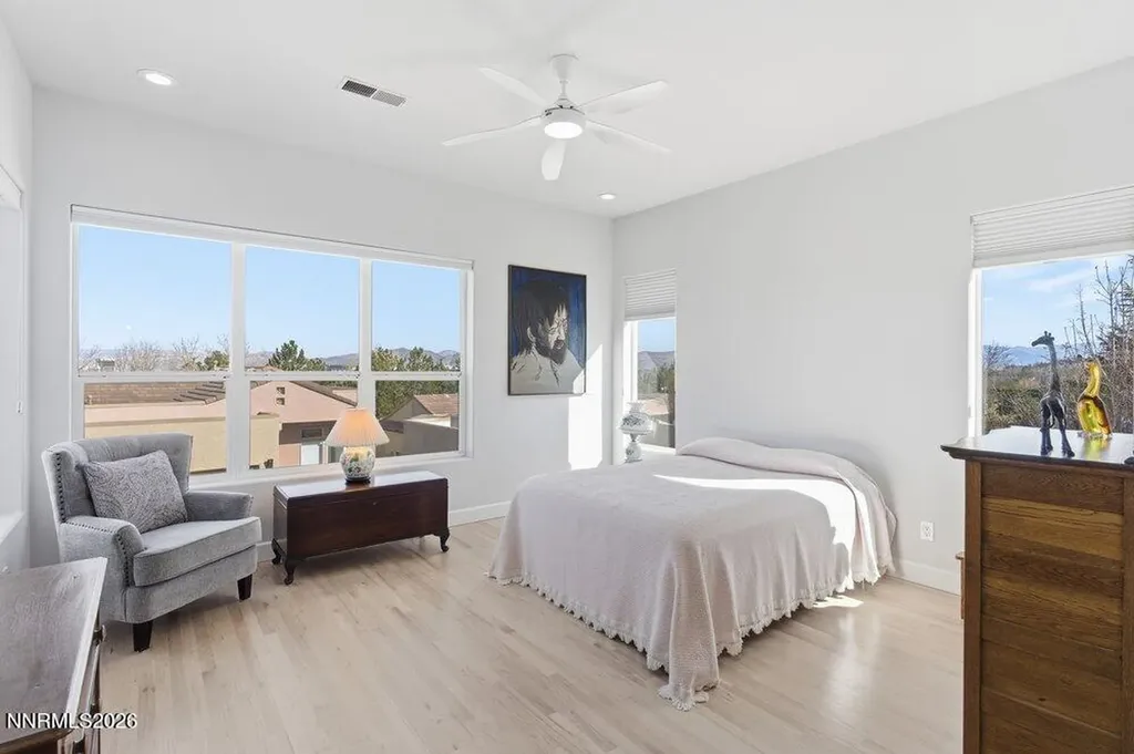 2556 Edgerock Reno NV 89519