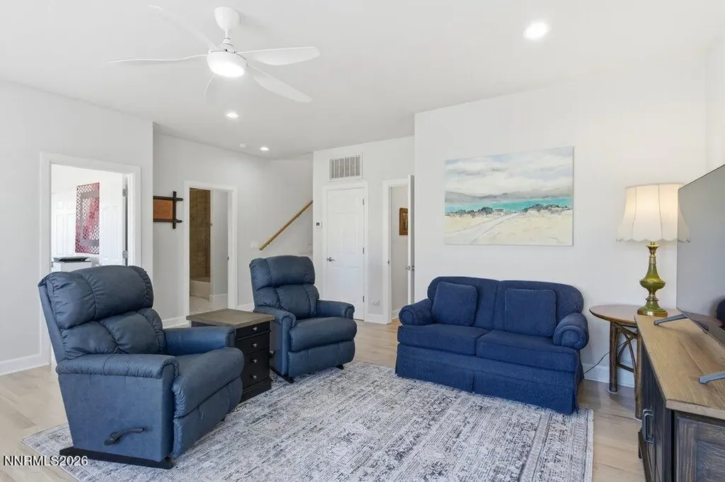 2556 Edgerock Reno NV 89519