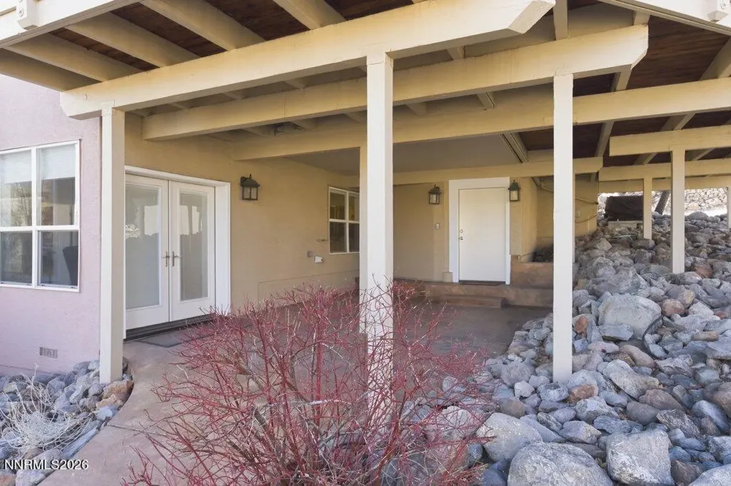 2556 Edgerock Reno NV 89519