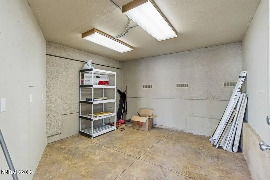 2556 Edgerock Reno NV 89519