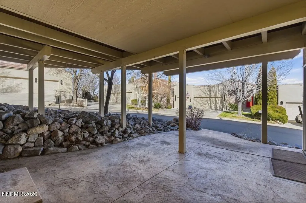 2556 Edgerock Reno NV 89519
