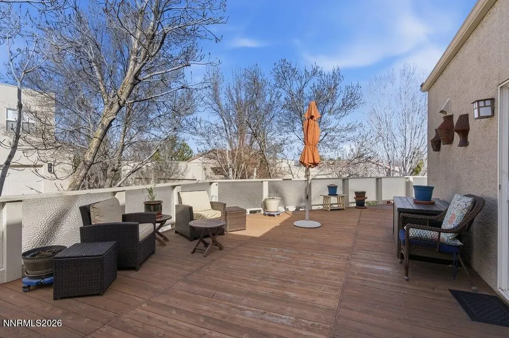 2556 Edgerock Reno NV 89519