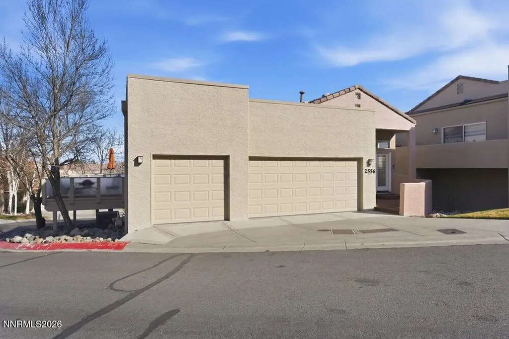 2556 Edgerock Reno NV 89519