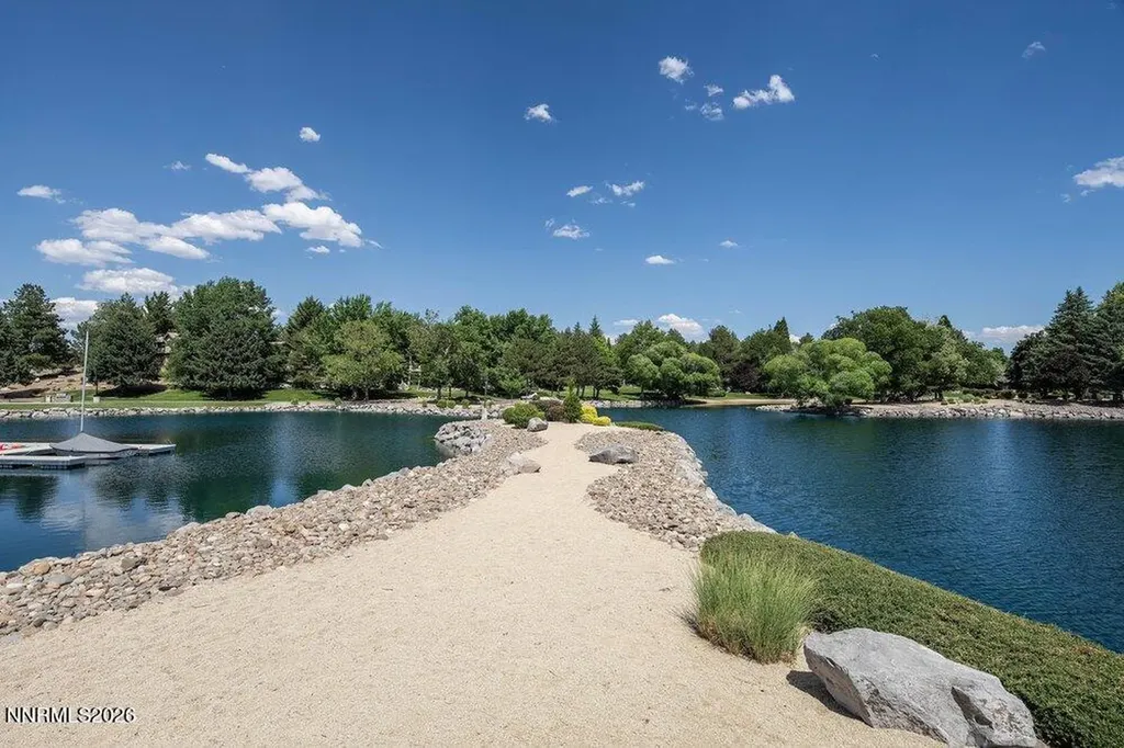 2556 Edgerock Reno NV 89519
