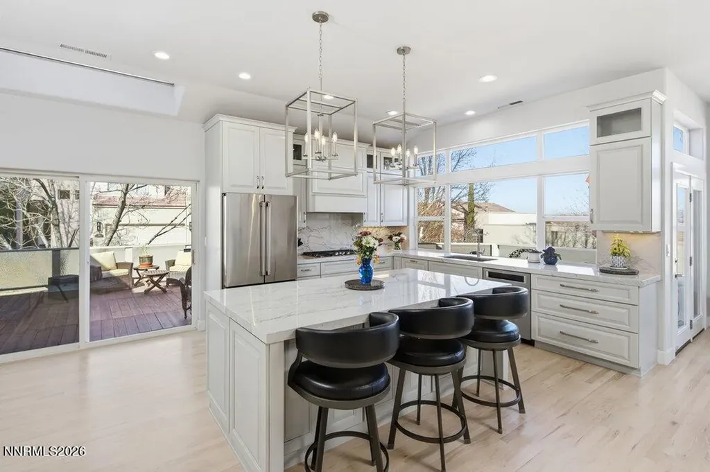 2556 Edgerock Reno NV 89519