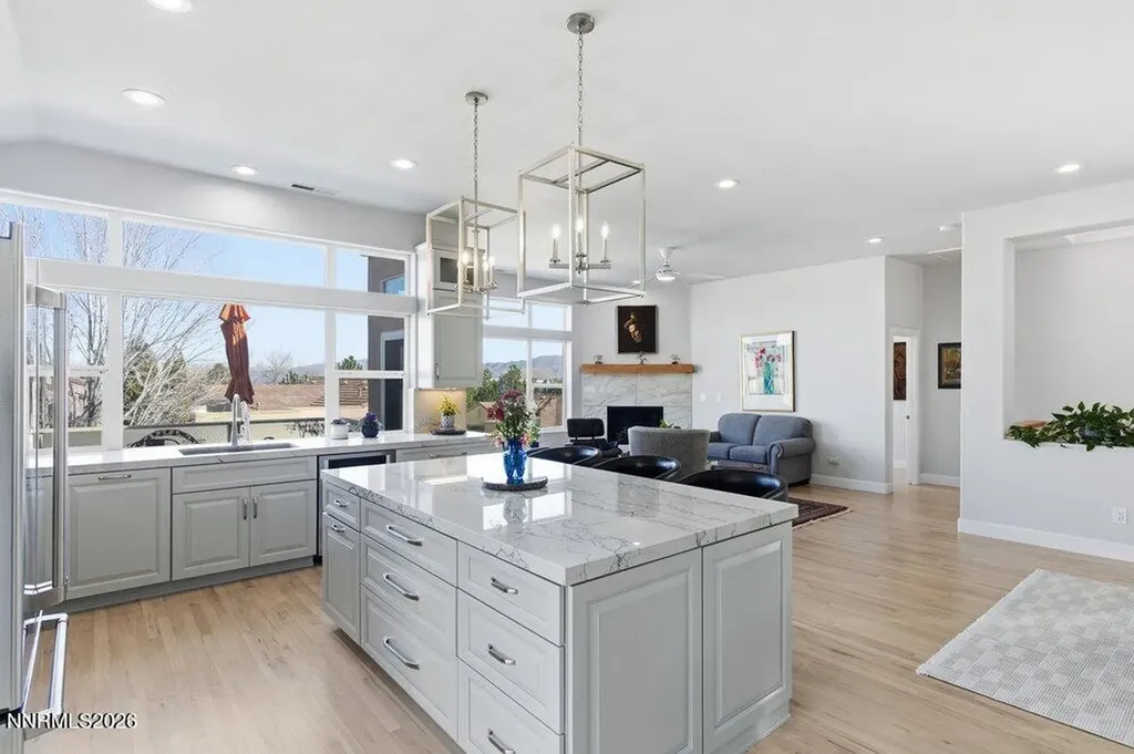 2556 Edgerock Reno NV 89519