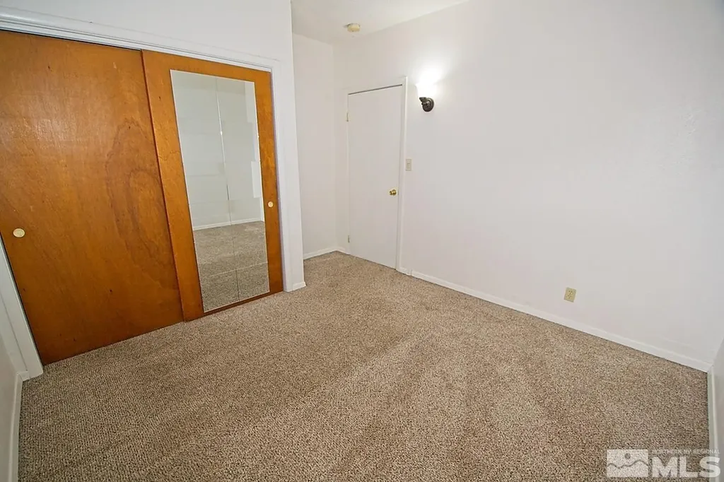 1050 Holcomb Reno NV 89502