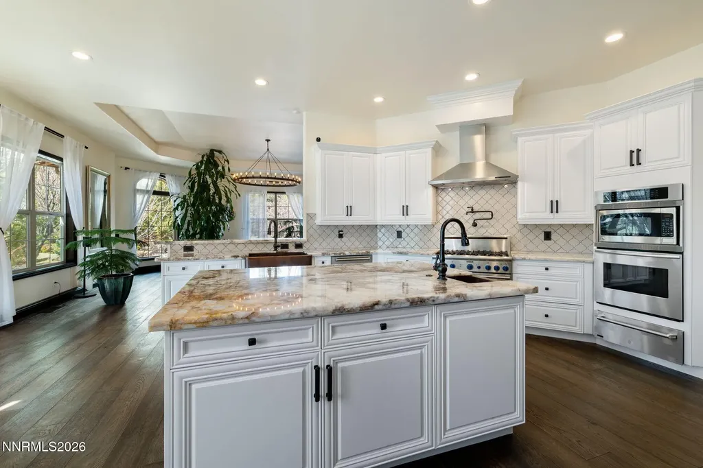 12910 Silver Wolf Reno NV 89511