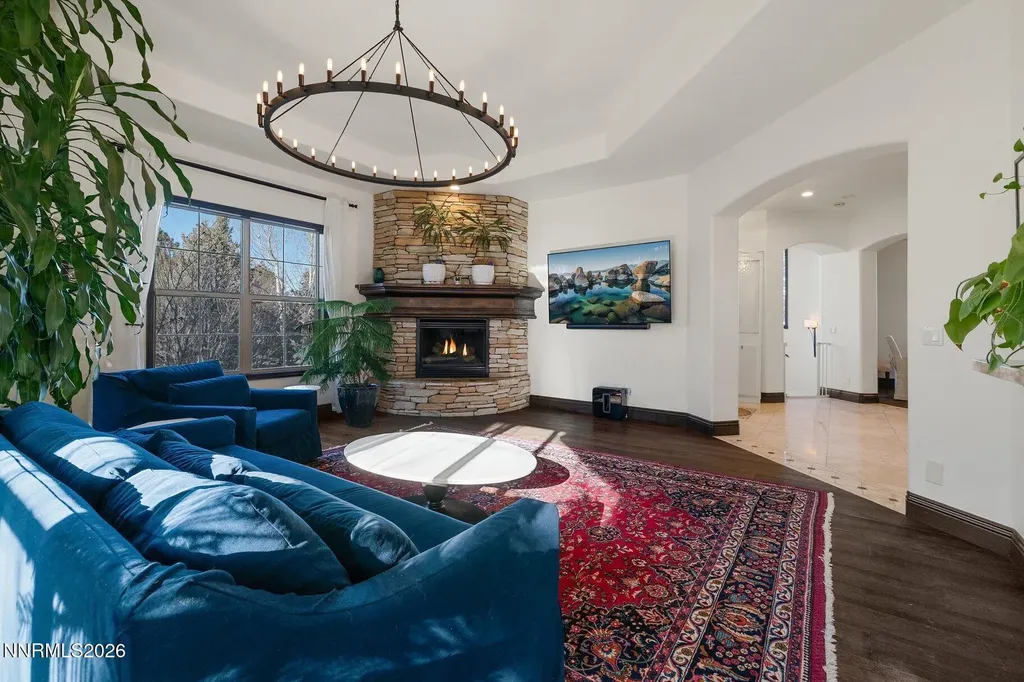 12910 Silver Wolf Reno NV 89511
