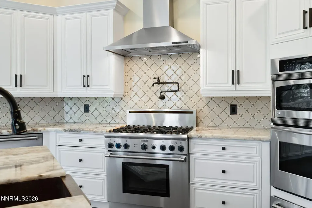 12910 Silver Wolf Reno NV 89511