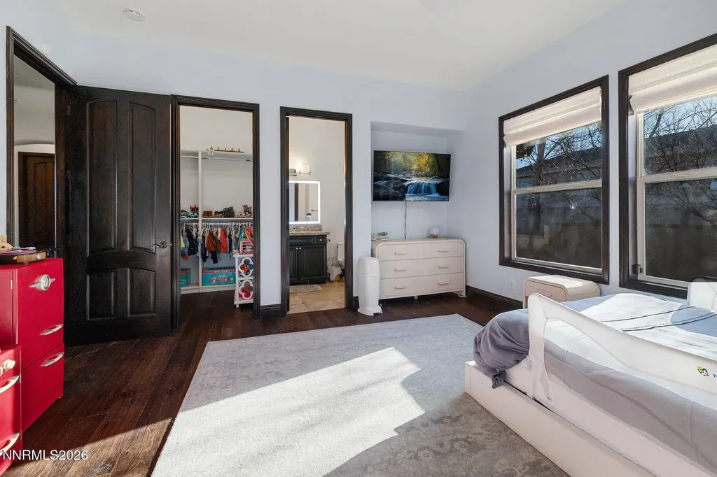 12910 Silver Wolf Reno NV 89511