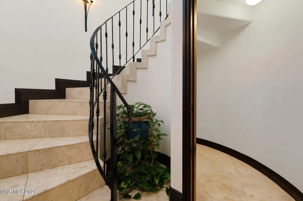12910 Silver Wolf Reno NV 89511