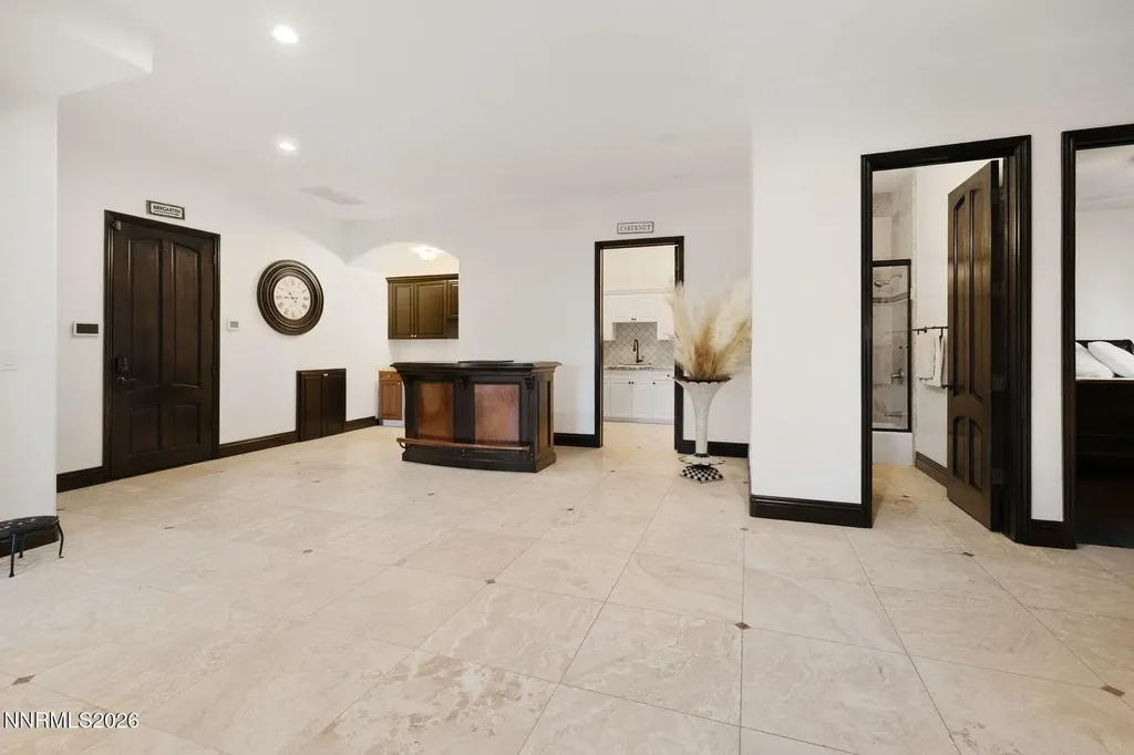 12910 Silver Wolf Reno NV 89511