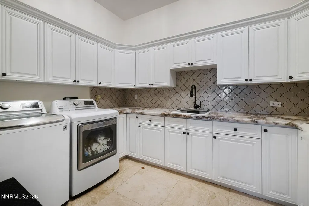 12910 Silver Wolf Reno NV 89511