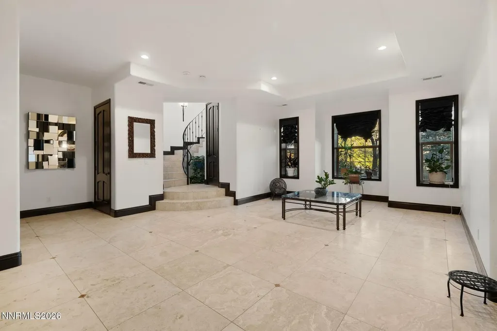 12910 Silver Wolf Reno NV 89511
