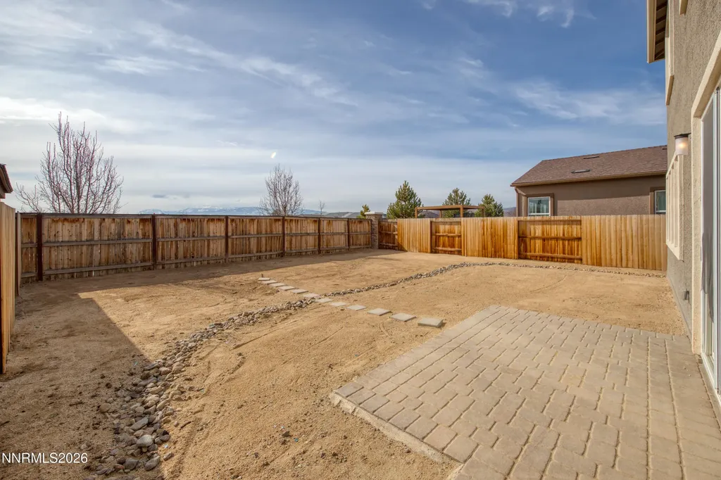 7609 Navasota Sparks NV 89436