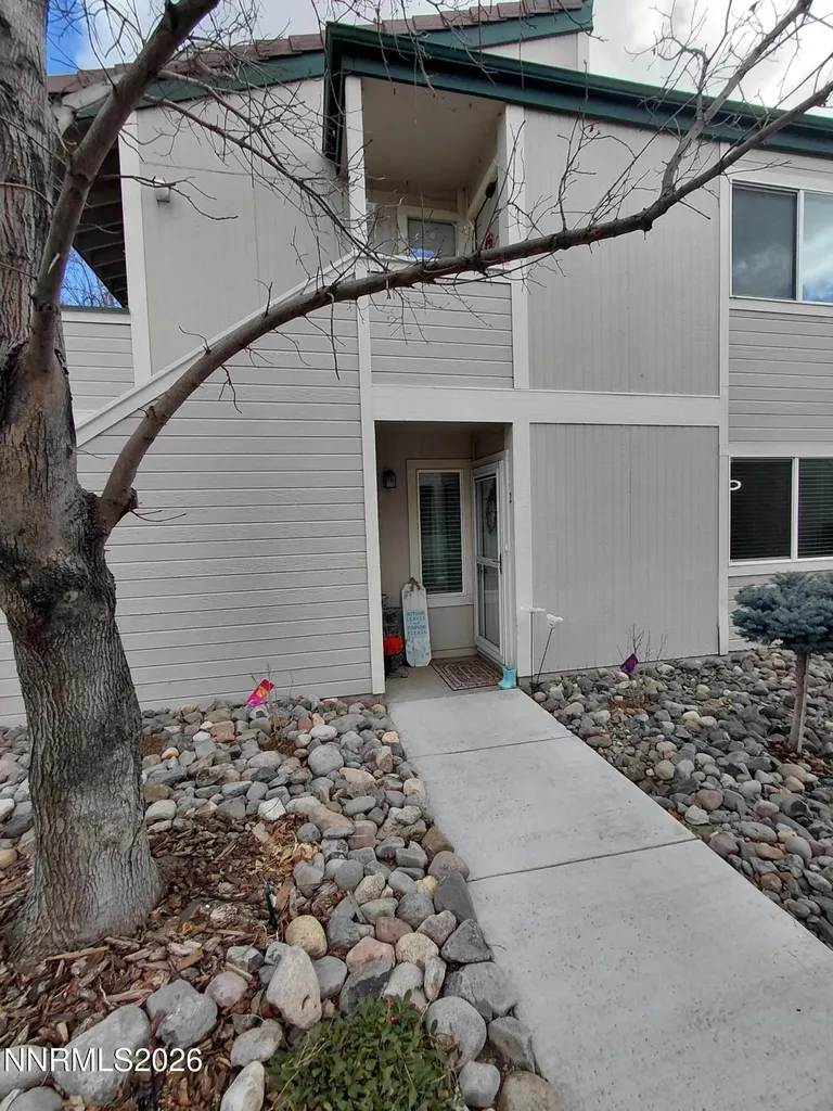 2625 Sunny Slope Sparks NV 89434