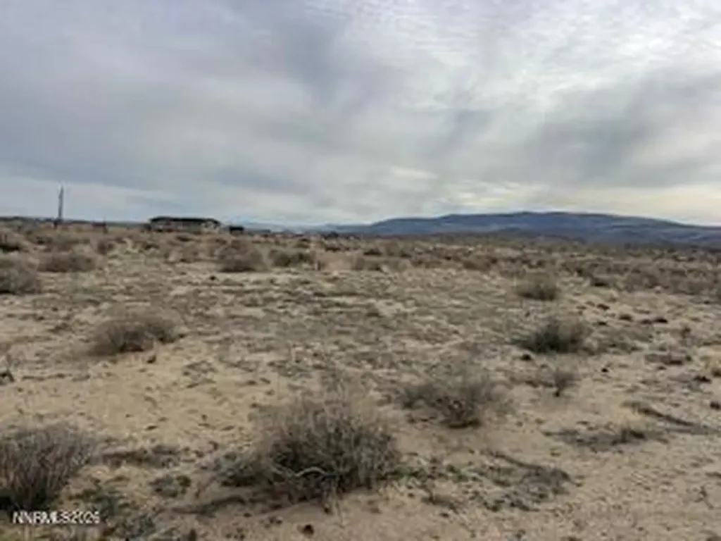 9705 Via Segunda Silver Springs NV 89429