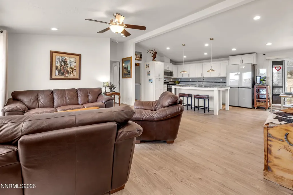 105 Arabian Reno NV 89508