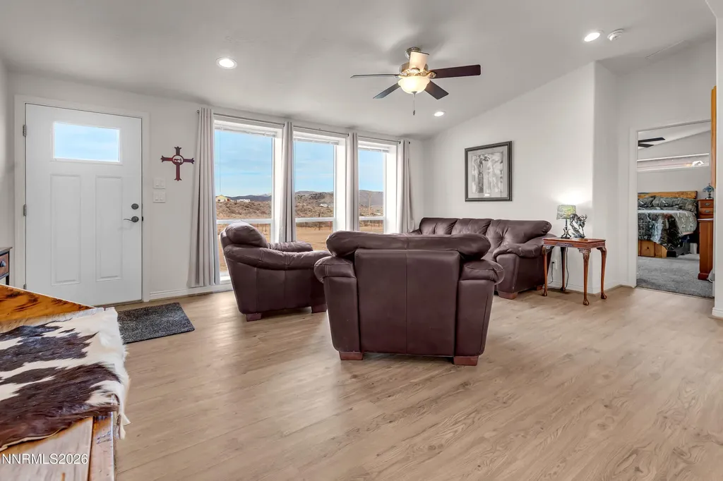 105 Arabian Reno NV 89508