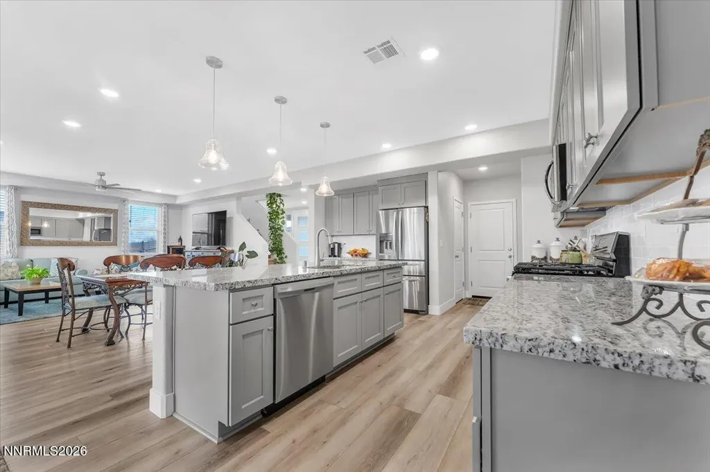 3176 Shimmer Reno NV 89506