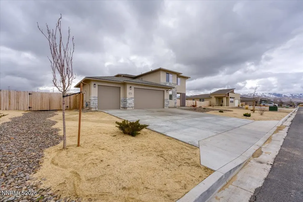 3176 Shimmer Reno NV 89506