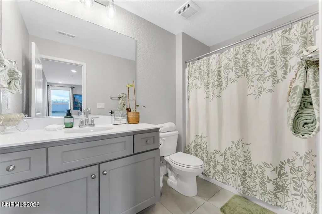 3176 Shimmer Reno NV 89506