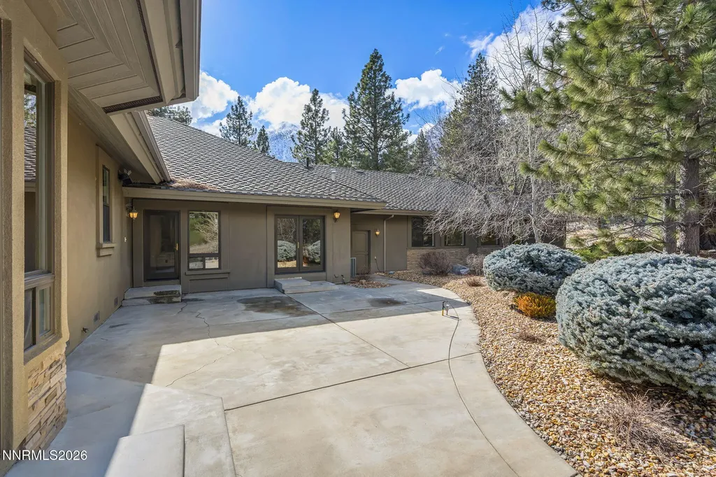 220 Sheridan Creek Gardnerville NV 89460
