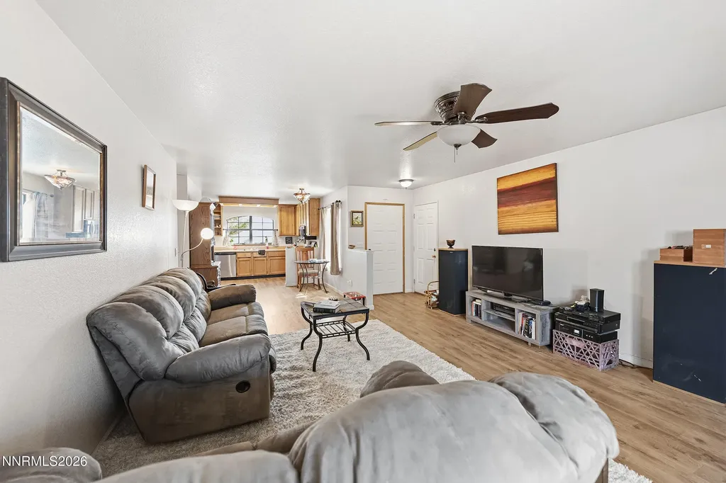 270 Woodlake Dayton NV 89403