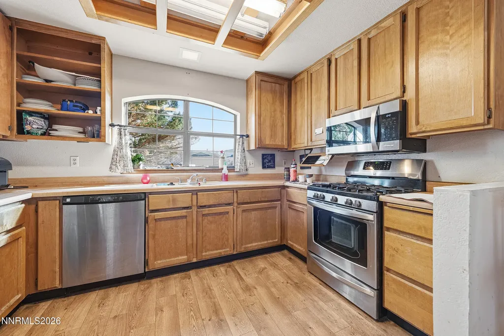 270 Woodlake Dayton NV 89403