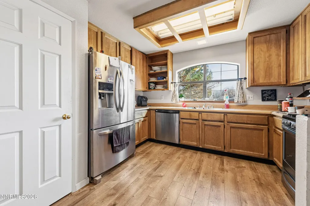 270 Woodlake Dayton NV 89403