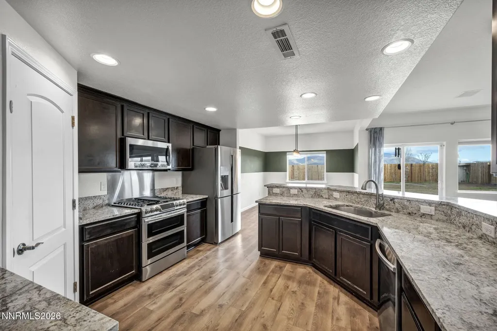 2206 Windrow Fernley NV 89408