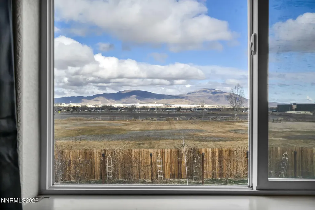 2206 Windrow Fernley NV 89408