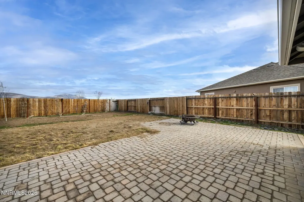 2206 Windrow Fernley NV 89408