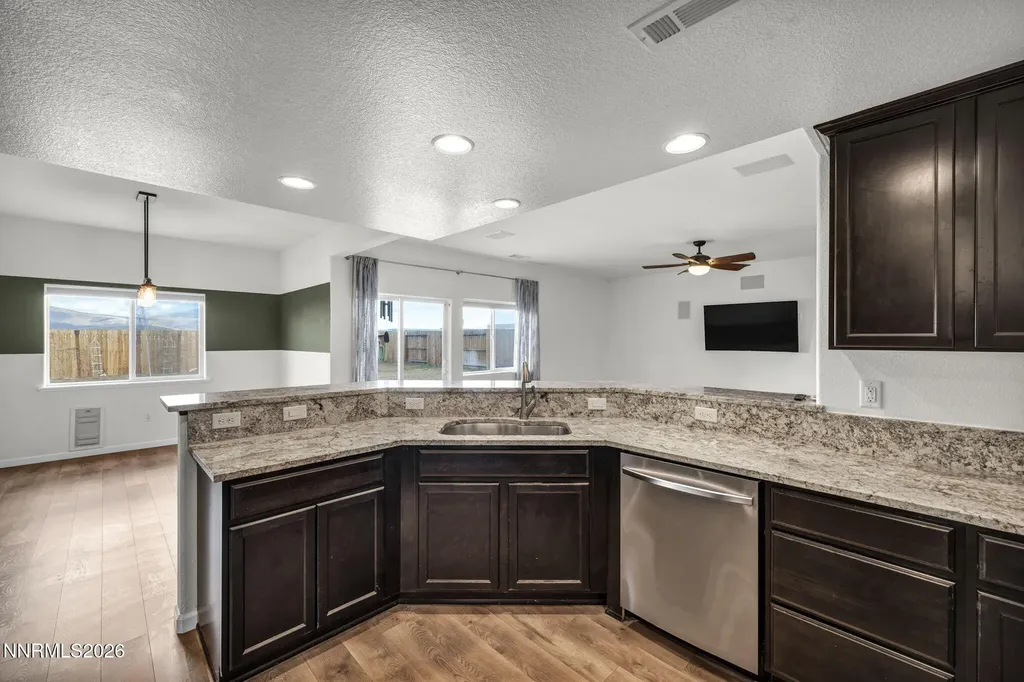 2206 Windrow Fernley NV 89408