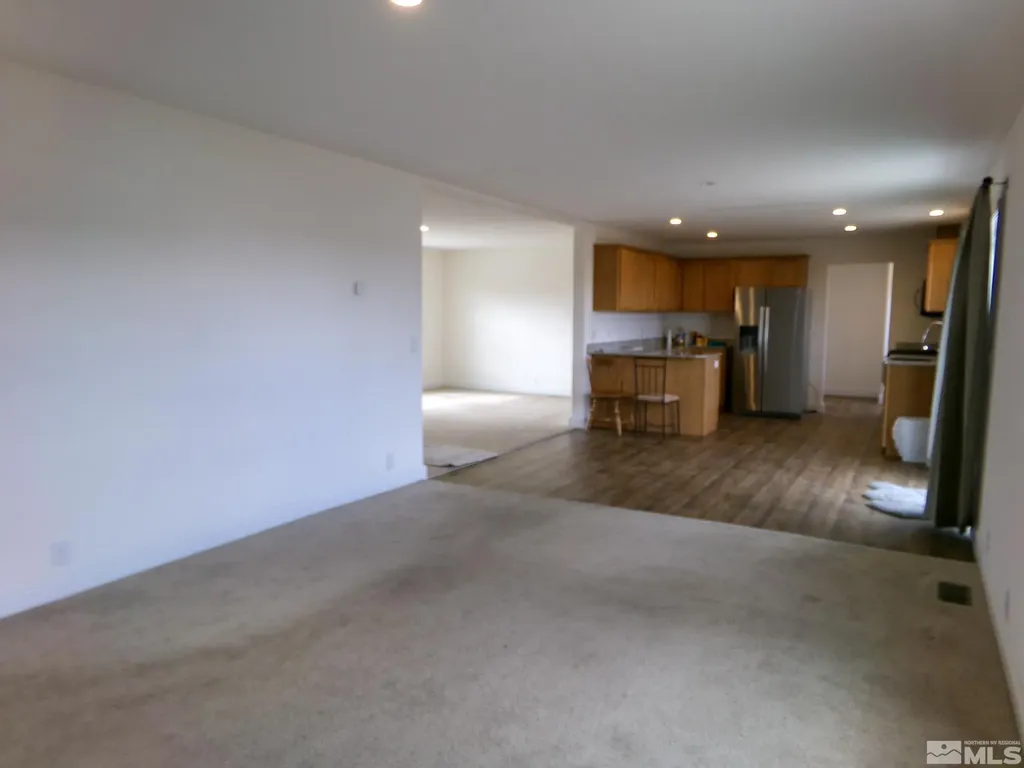 6 Smoke Tree Yerington NV 89447