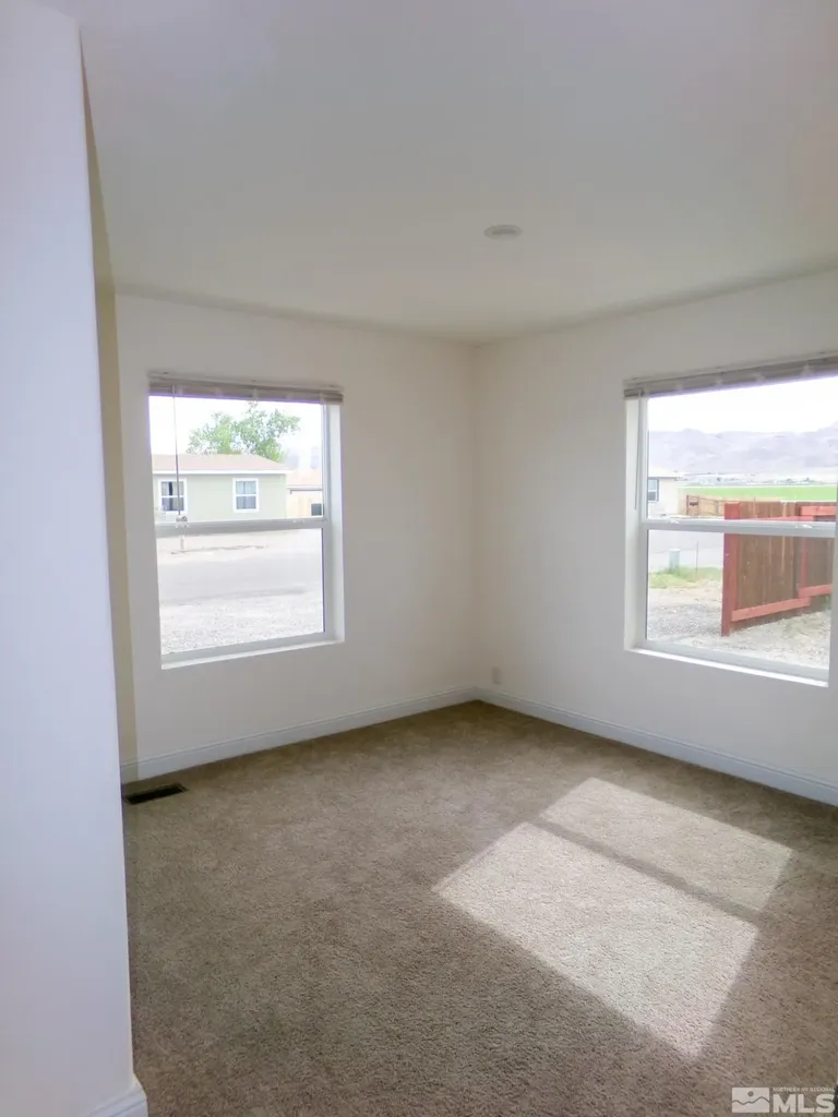 6 Smoke Tree Yerington NV 89447