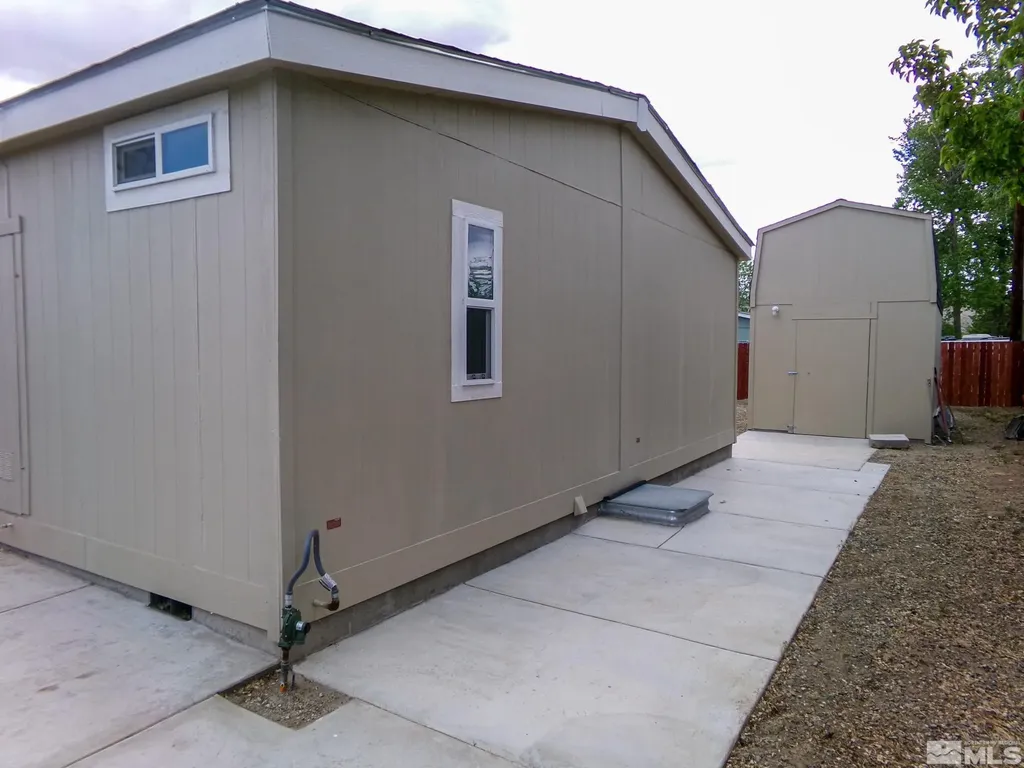 6 Smoke Tree Yerington NV 89447