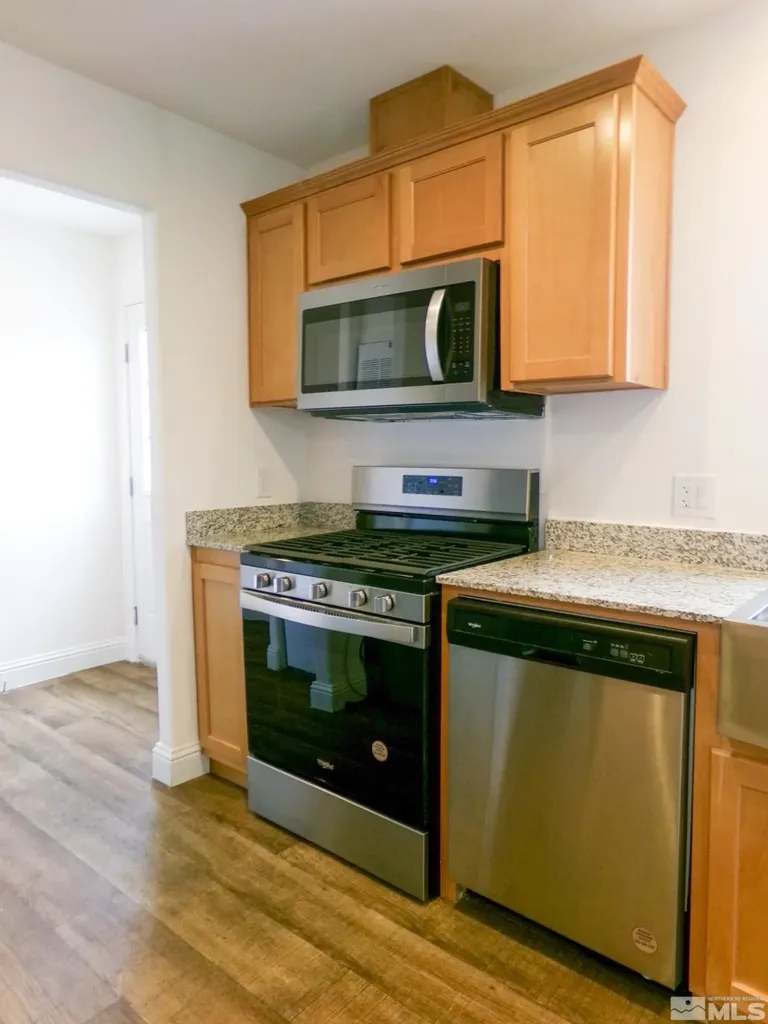 6 Smoke Tree Yerington NV 89447
