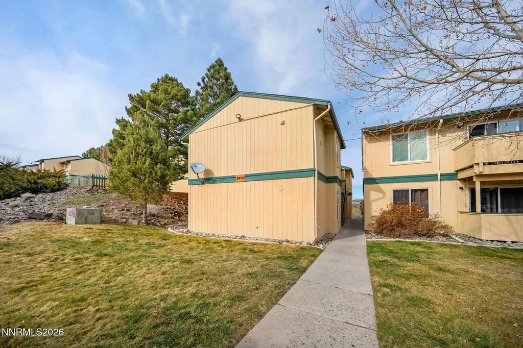 3923 Clear Acre Reno NV 89512