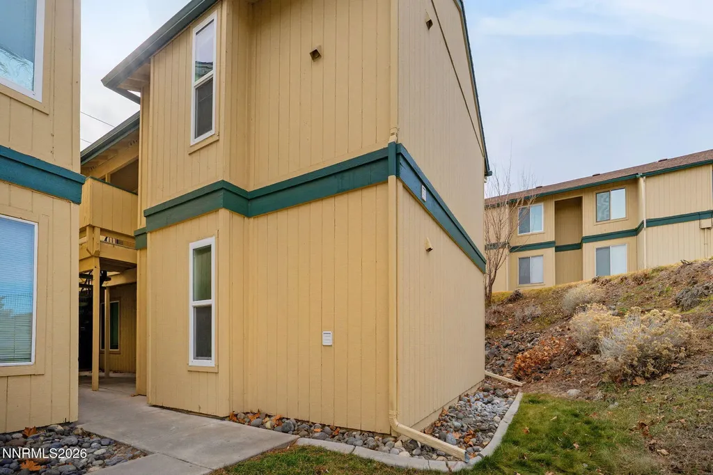 3923 Clear Acre Reno NV 89512
