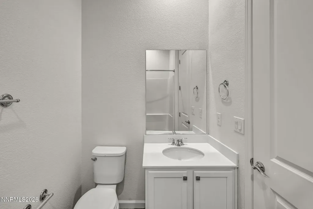 2104 Roaring Fork Sparks NV 89436
