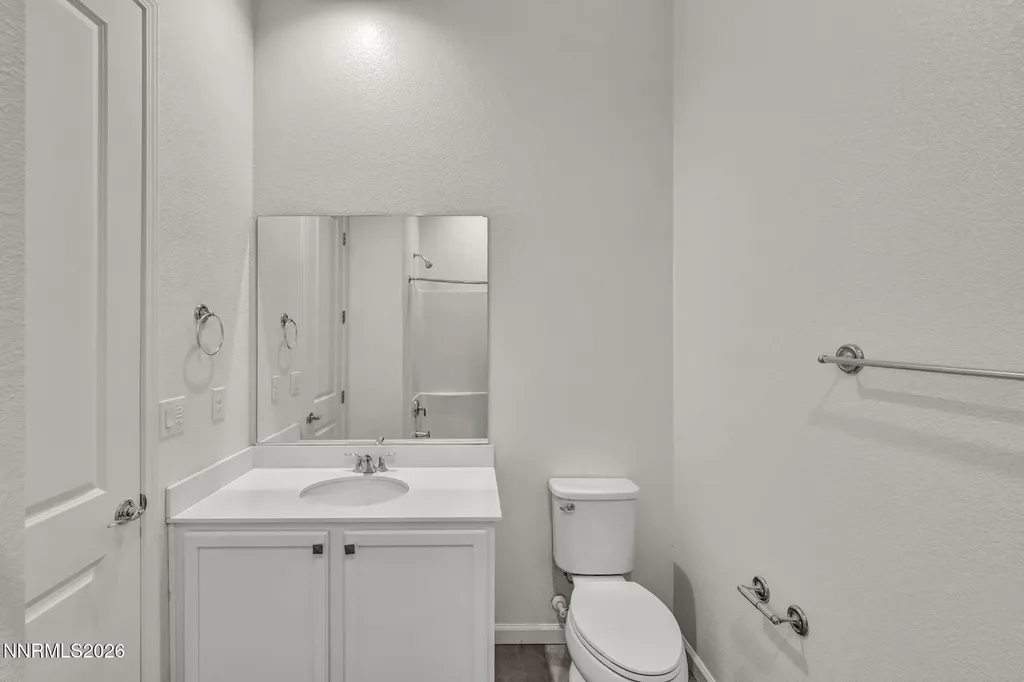 2104 Roaring Fork Sparks NV 89436