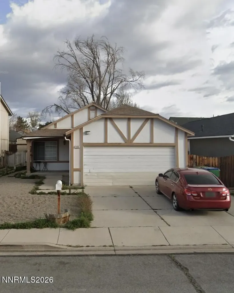 1236 Flora Glen Sparks NV 89434