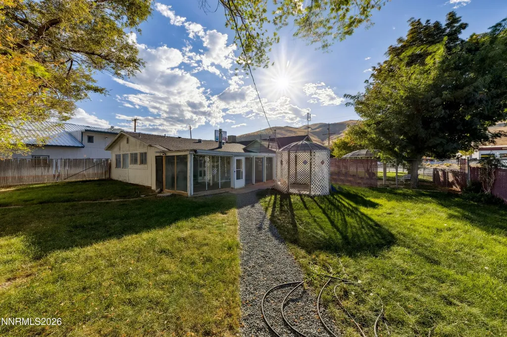 3129 Carson Carson City NV 89701