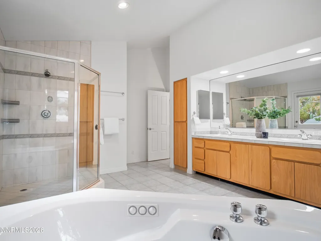 55 Waterbuck Verdi NV 89439