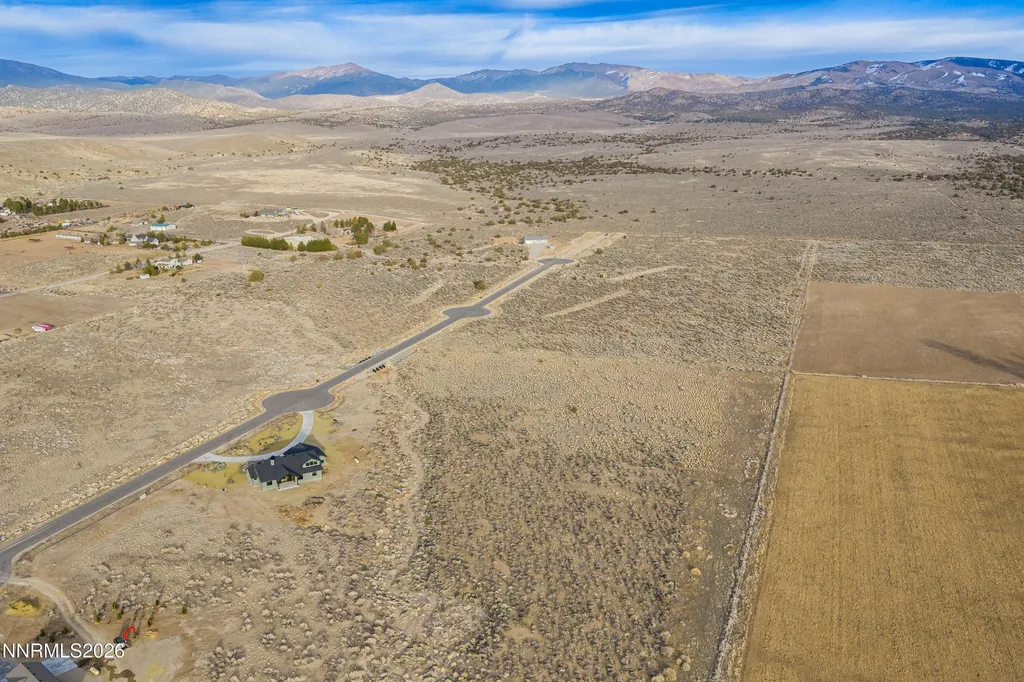 2425 Blaze Gardnerville NV 89410