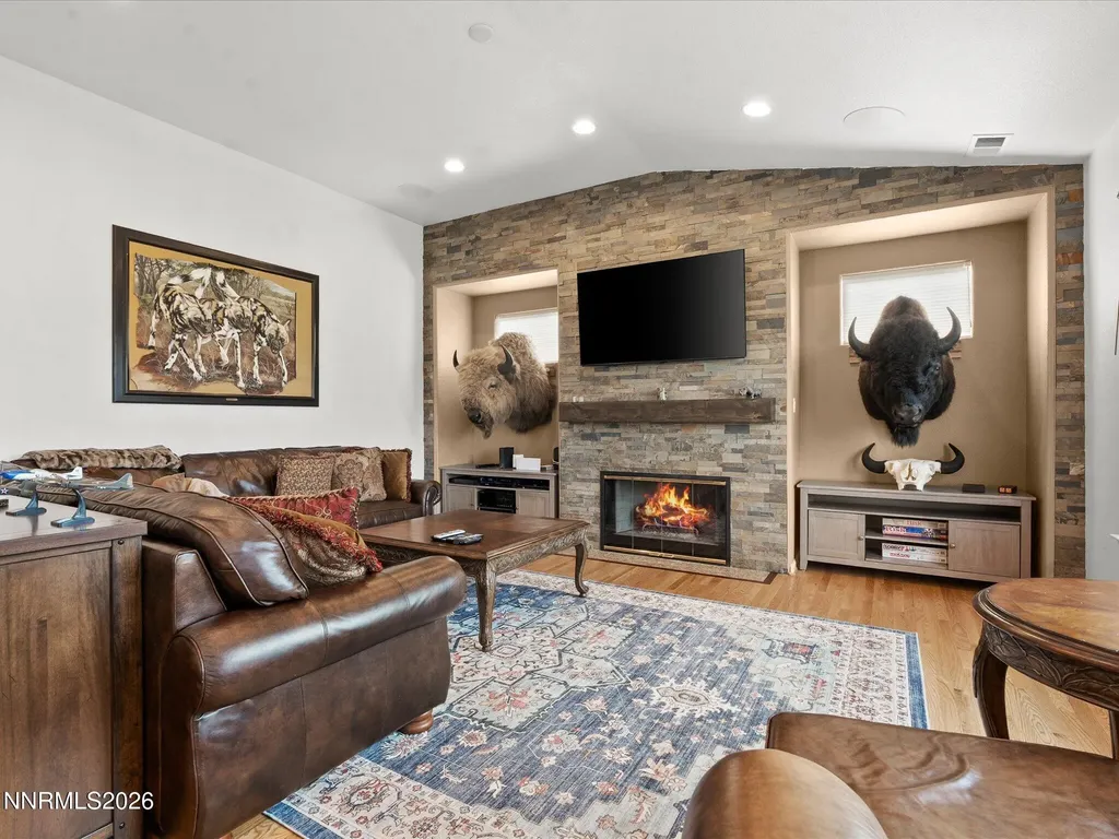 4943 Foxcreek Reno NV 89519