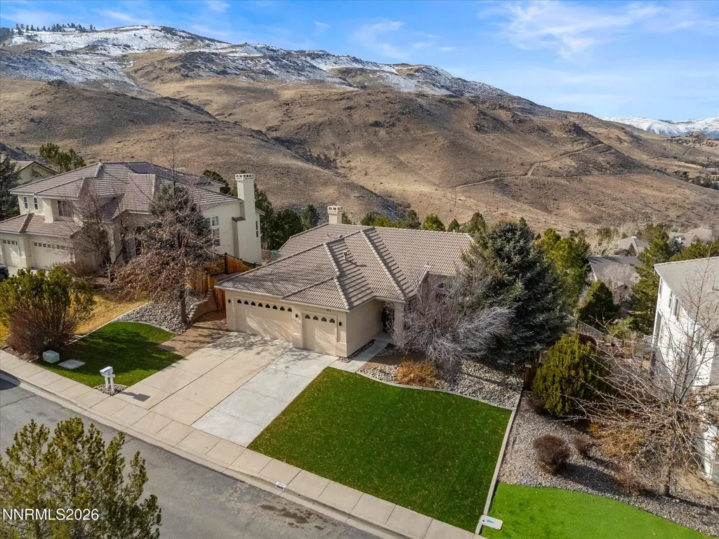 4943 Foxcreek Reno NV 89519